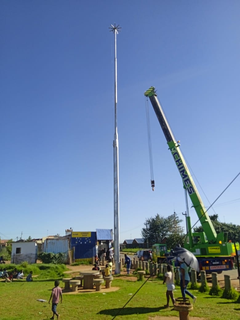 Mid Hindge Masts - ENDD Lighting - Bloemfontein