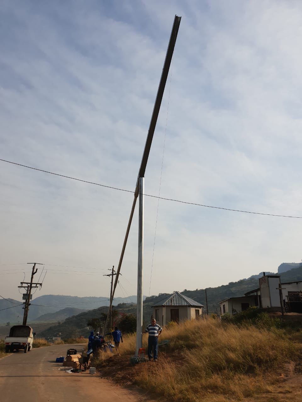 Mid Hindge Masts - ENDD Lighting - Polokwane