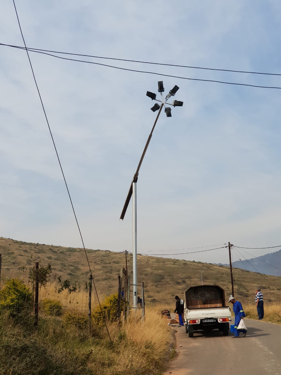 Mid Hindge Masts - ENDD Lighting Pretoria
